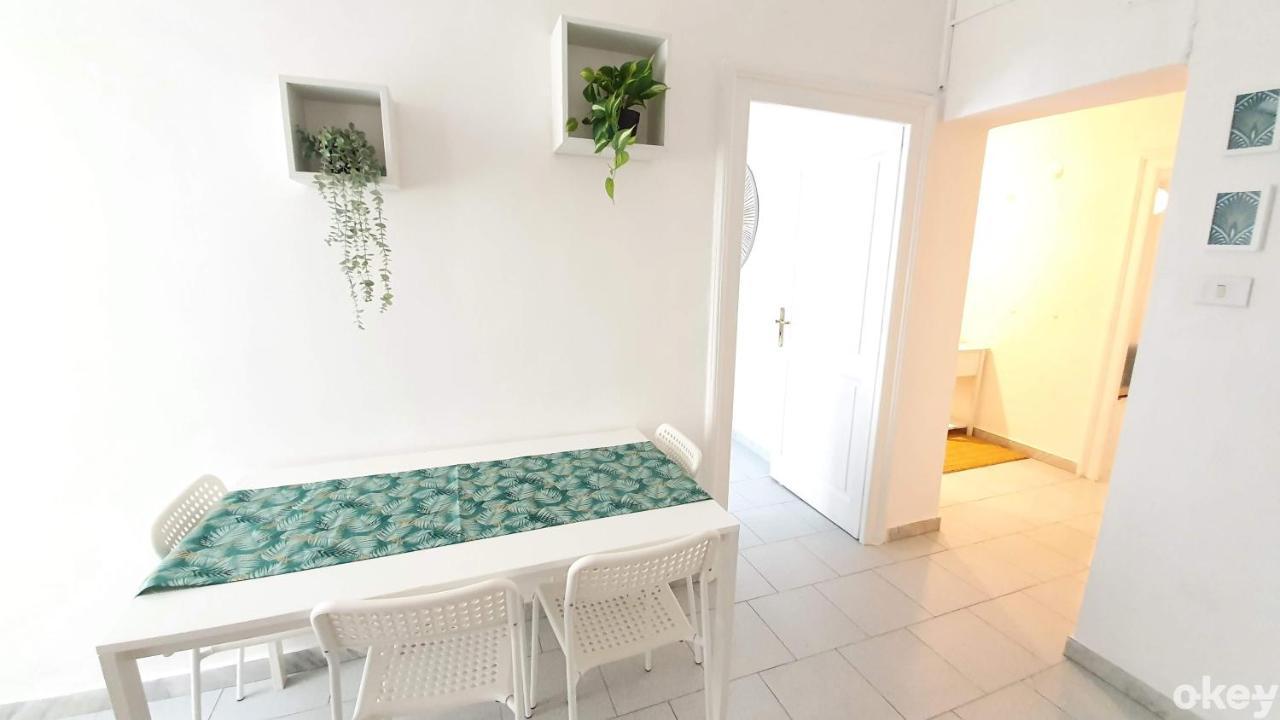 Twin Room Apulia Apartment - Bari Centro Bagian luar foto